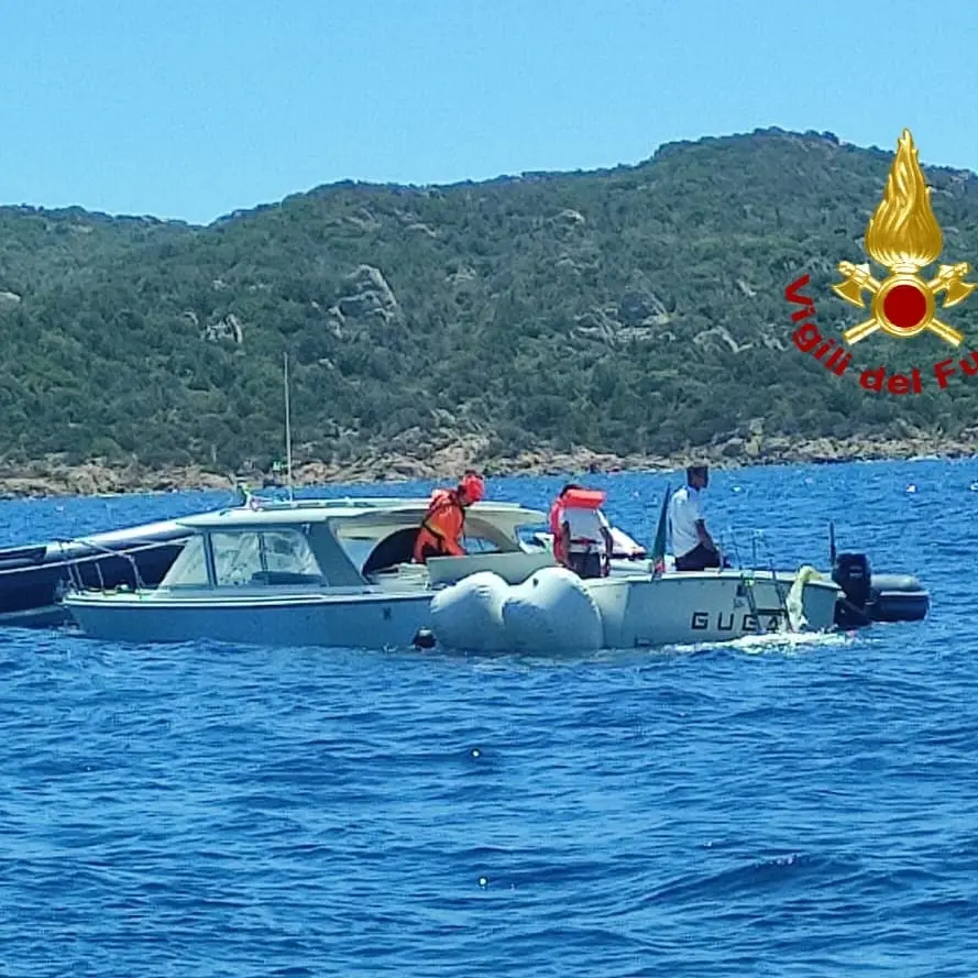 Barca su una secca al Piccolo Pevero: salvate quattro persone