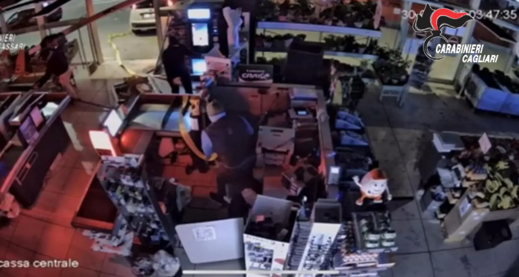 Spaccate tra Cagliari ed Elmas: tre arresti a Sassari, recuperata refurtiva da 20mila euro