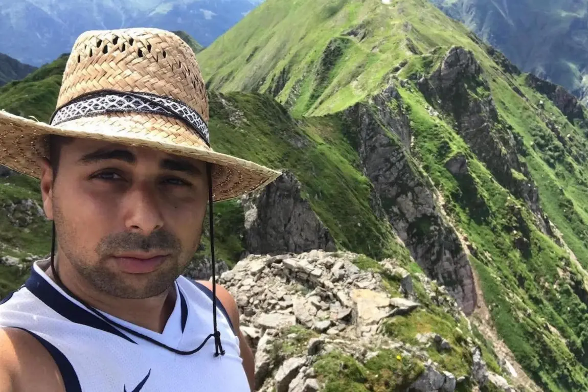 <p>Alessandro Venier,  trovato morto, fatto a pezzi, nella cantina della propria abitazione a Gemona. Social ALESSANDRO VENIER +++ ATTENZIONE LA FOTO NON PUO\\' ESSERE PUBBLICATA O RIPRODOTTA SENZA L\\'AUTORIZZAZIONE DELLA FONTE DI ORIGINE CUI SI RINVIA+++ NPK +++</p>\\n
