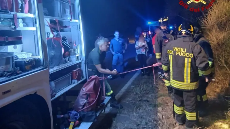 Dopo il concerto di Gabbani cade in un dirupo ad Abbiadori: soccorso dai Vigili del Fuoco