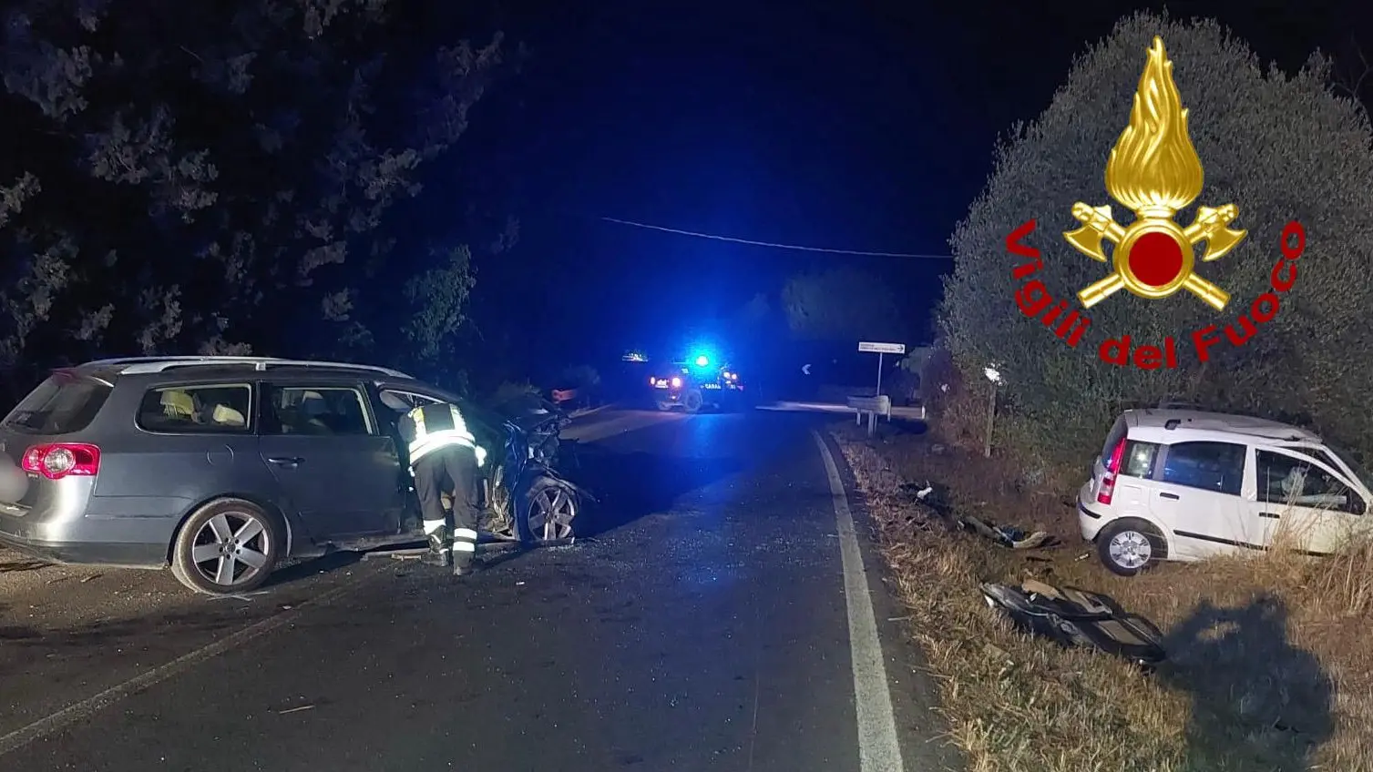 Scontro frontale sulla SS127 bis ad Alghero: tre feriti, uno incastrato tra le lamiere