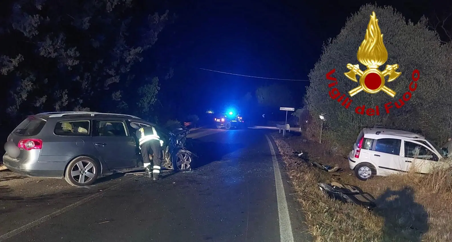 Scontro frontale sulla SS127 bis ad Alghero: tre feriti, uno incastrato tra le lamiere