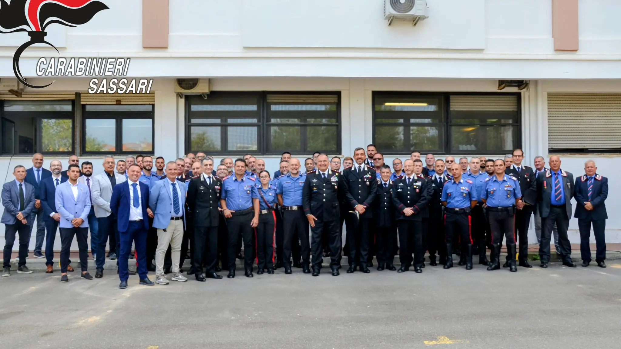 Il Generale Iasson saluta i Carabinieri di Sassari prima del nuovo incarico