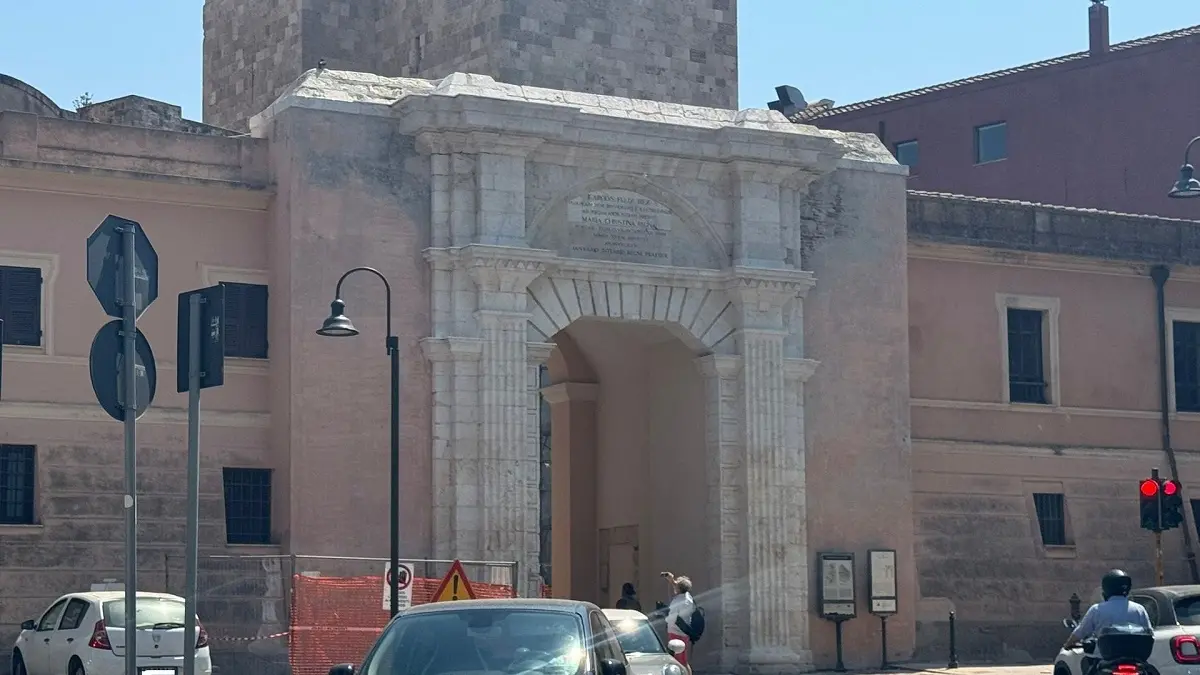 Riaperta Porta Cristina a Cagliari, riprende la normale viabilità