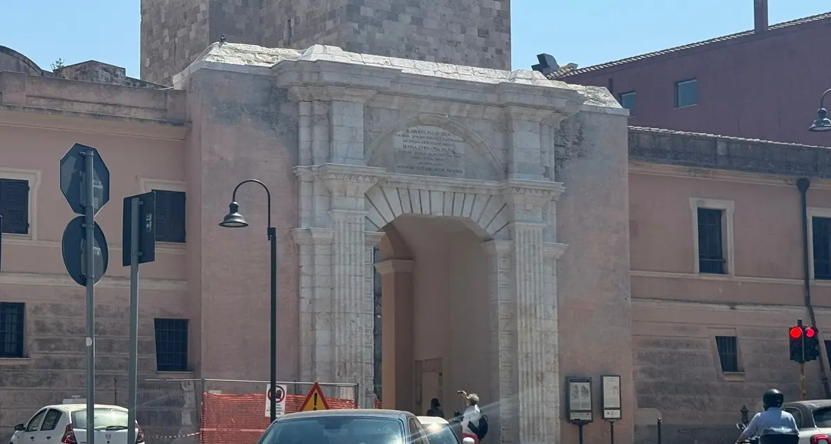 Riaperta Porta Cristina a Cagliari, riprende la normale viabilità
