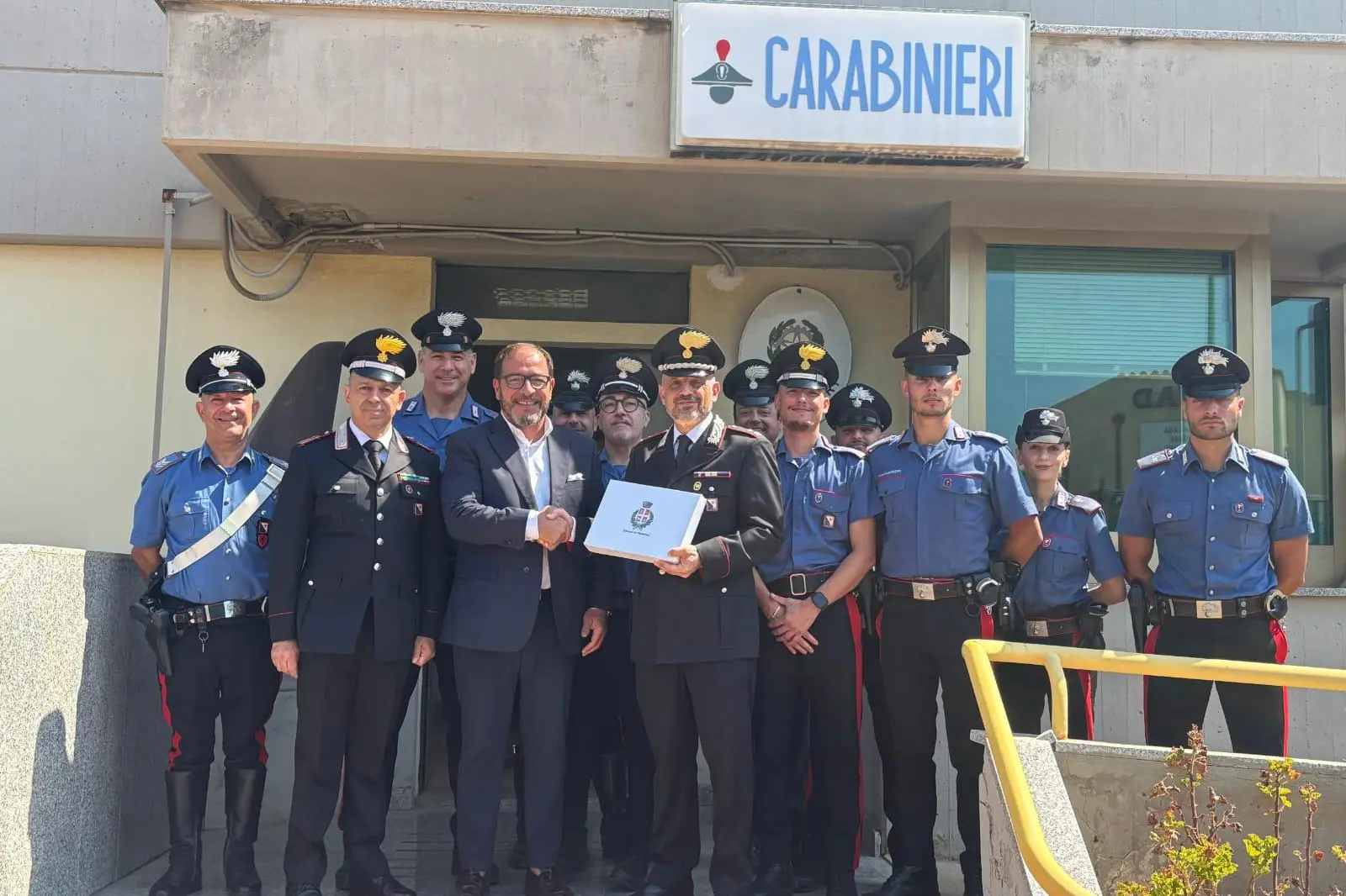 Sicurezza a Villasimius: il sindaco ringrazia i Carabinieri per l'impegno estivo
