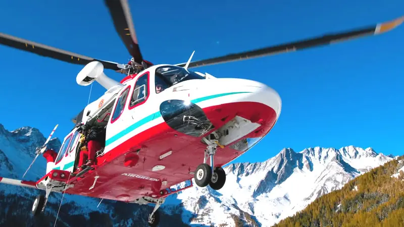 Alpinista precipita e muore sul Monte Bianco