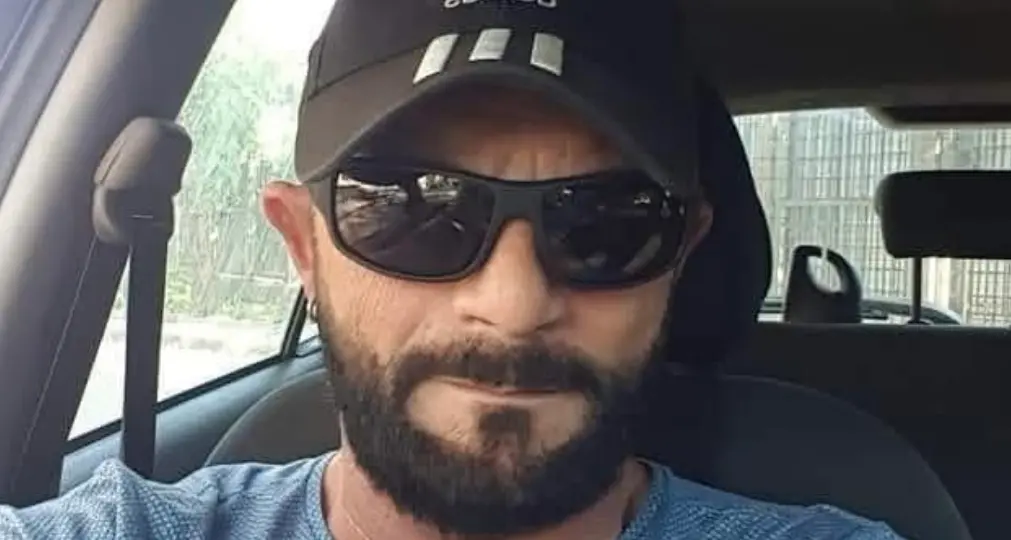 Ispettore di Polizia ucciso in casa a coltellate: fermato il figlio della compagna