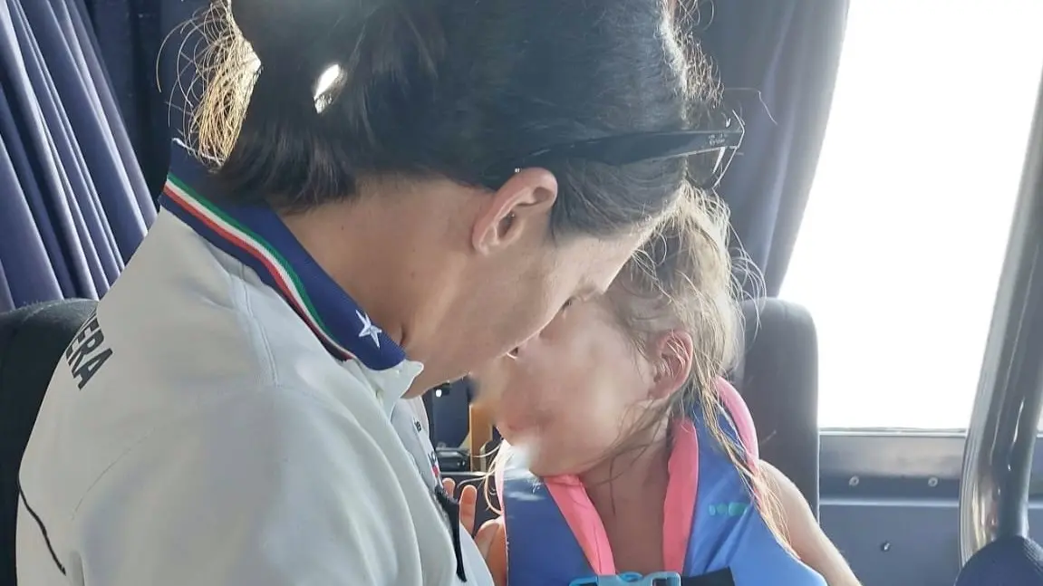 Condizioni meteomarine avverse: 5 diportisti, tra cui una bambina, salvati ad Arbus