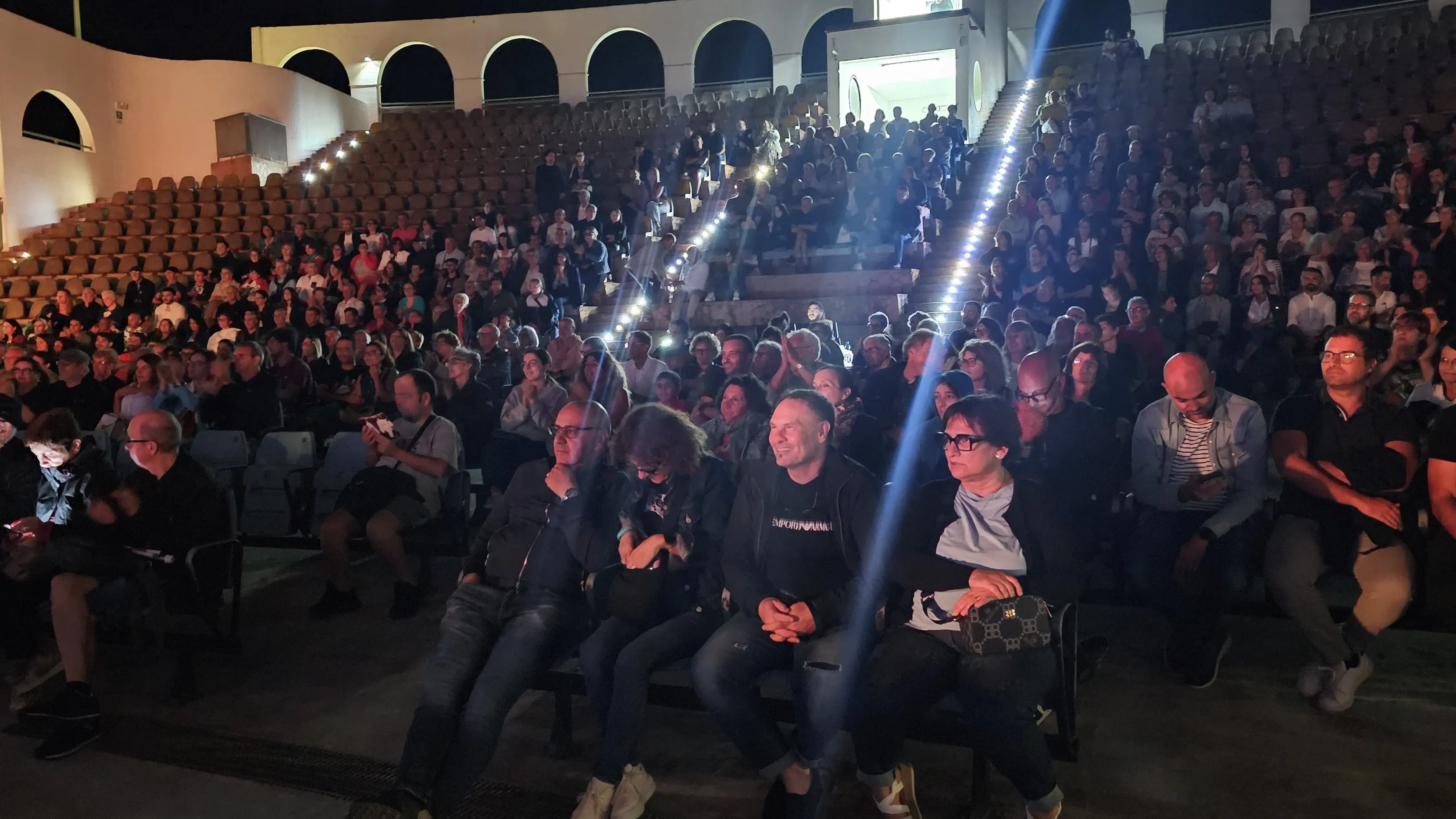 Gene Gnocchi inaugura SanG/Arena con \"Sconcerto Rock\" a San Gavino Monreale
