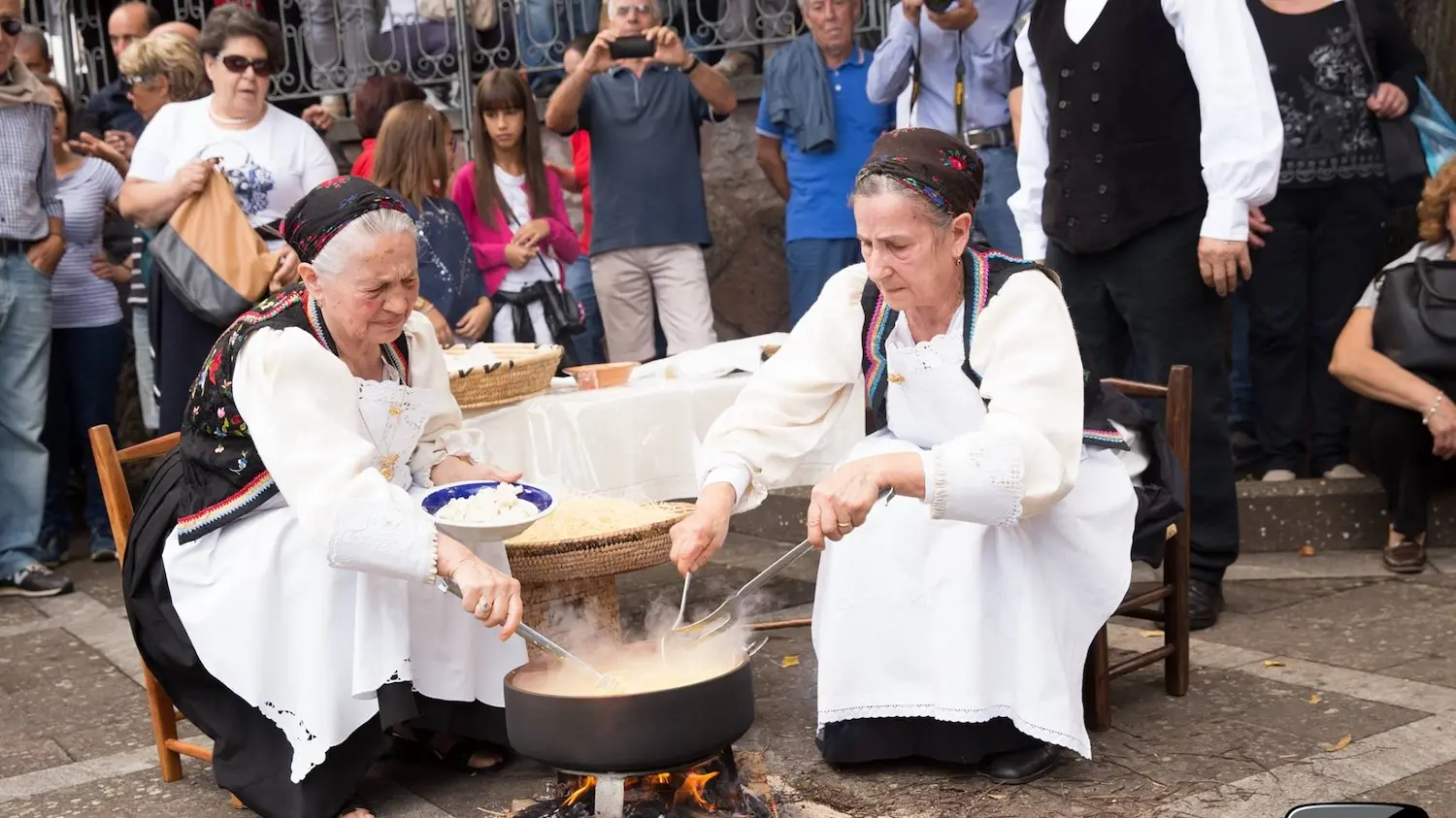 Tradizioni e cultura in scena a Busachi per la Sagra de Su Succu