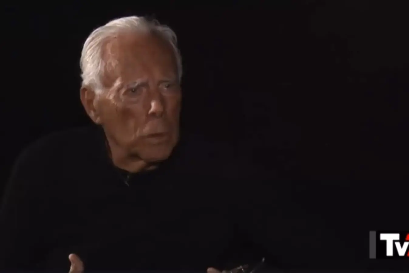 <p>Giorgio Armani intervistato a Tv7, su Rai1, YouTube</p>\\n