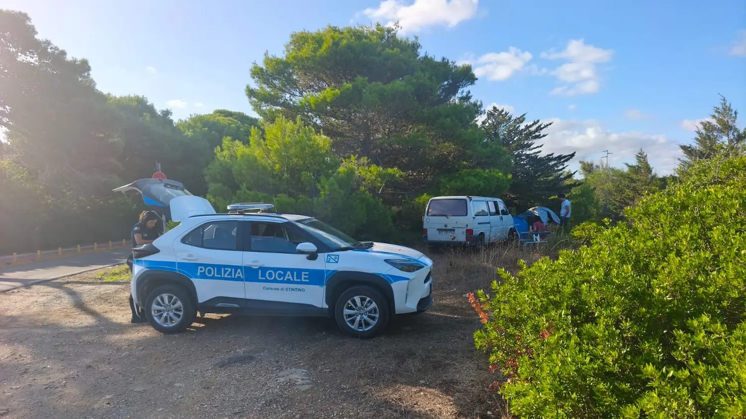 Campeggio abusivo sul litorale di Stintino, scattano le sanzioni