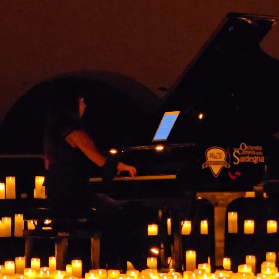 Candlelight a Cagliari: Liliya Akhmetzyanova incanta con i giganti del cantautorato italiano