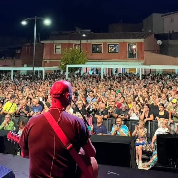 Più di settemila persone a cantare con i Nomadi a Capoterra