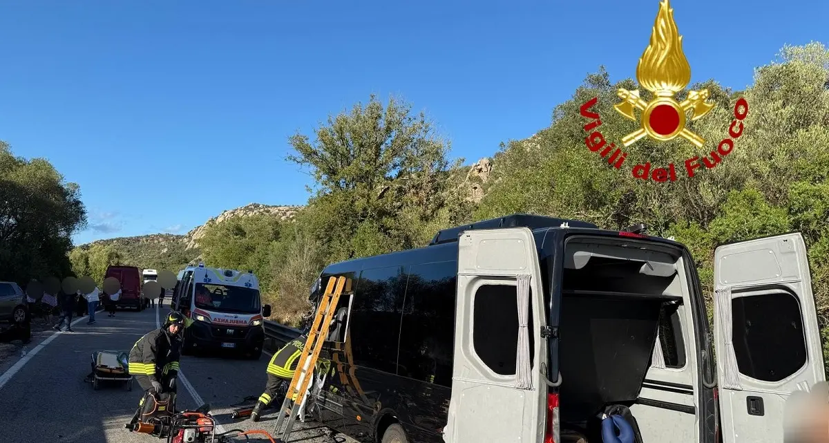 Scontro frontale sulla SS 125, sette feriti tra Olbia e Arzachena