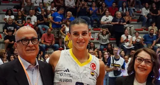 Alessia Orro premiata a Oristano: un riconoscimento per il trionfo mondiale