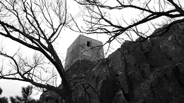 Il Castello di Osilo: fra le rovine della fortezza le cicatrici della storia medievale sarda