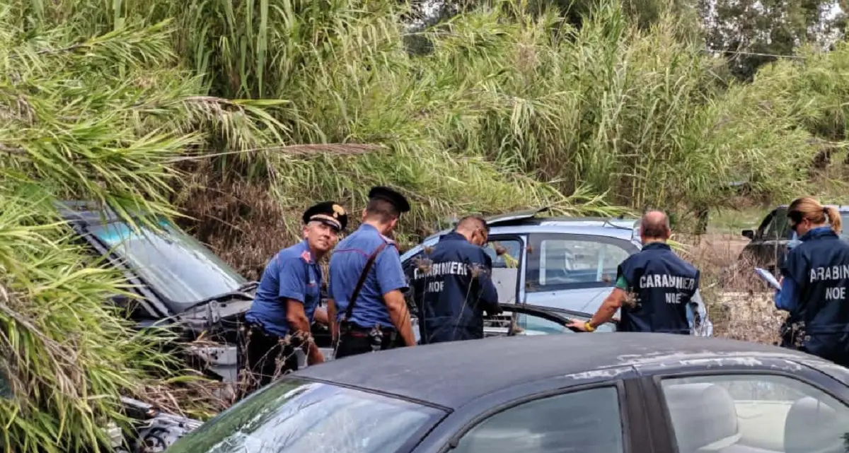 Scoperto deposito abusivo di rifiuti a San Gavino Monreale: denunciato 44enne