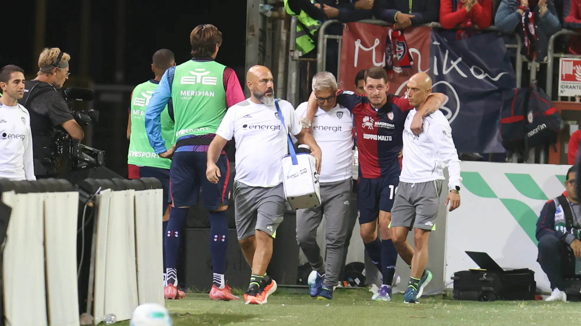 Cagliari, infortunio più grave del previsto per Belotti: lesione al crociato anteriore