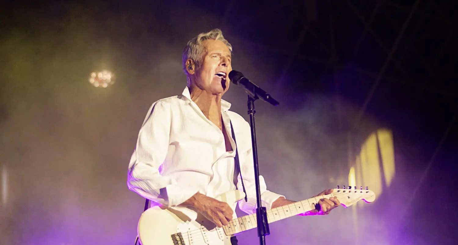 Claudio Baglioni torna in Sardegna: tappe ad Alghero e Cagliari ad agosto 2026