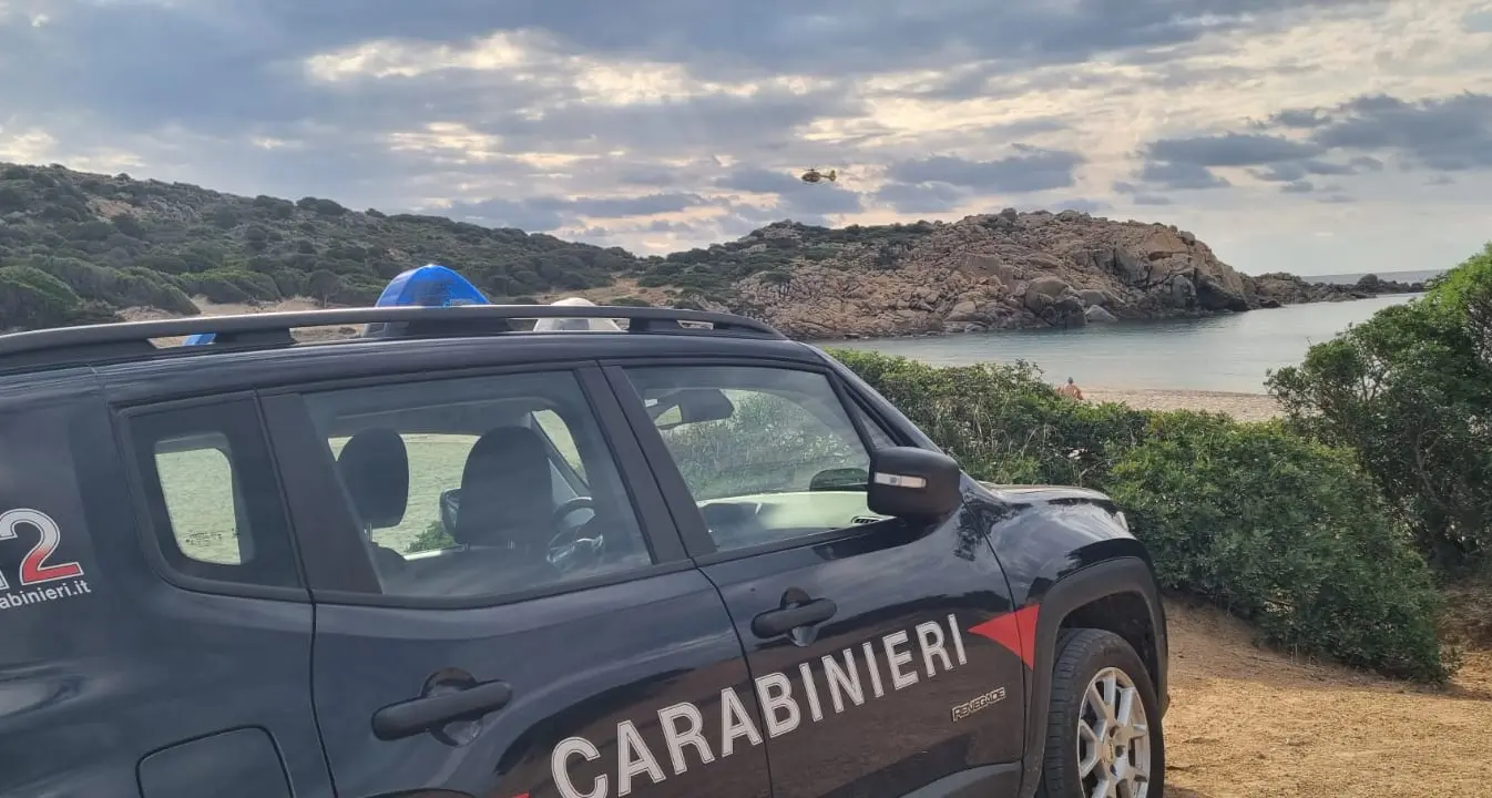 Sbarco a Cala Cipolla: 25 migranti soccorsi dai Carabinieri a Domus De Maria
