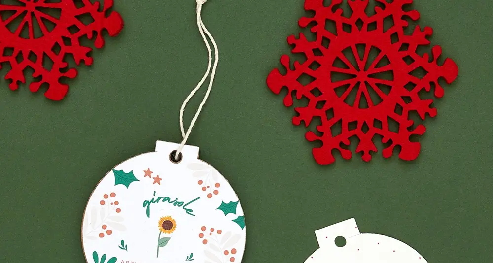 Palline con semi, stelle e cioccolatini: la magia dei regali di Natale aziendali di MSF