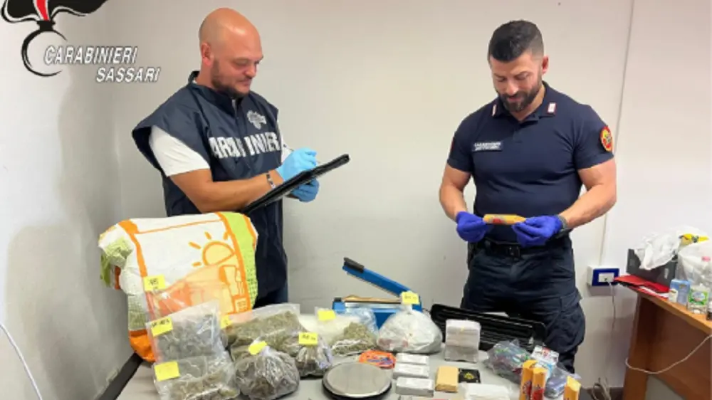 Arrestato 25enne a Olbia con due chili di droga ed esplosivi