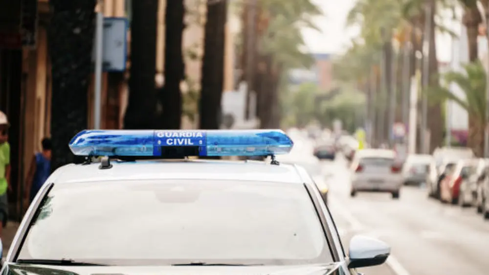 Donna italiana trovata morta a Formentera: si ipotizza ennesimo femminicidio