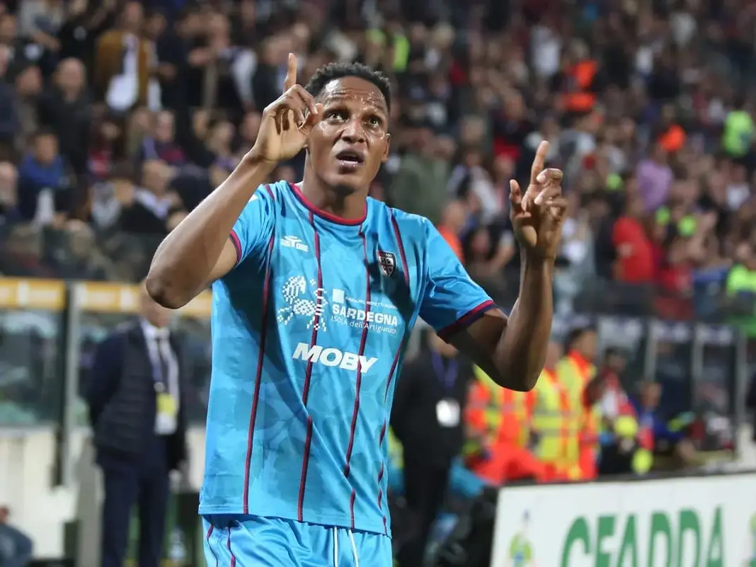 Mina fa \"impazzire\" Morata. Fabregas critico col difensore: \"Non commento giocatori così\"