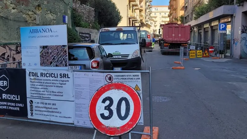 Al via il ripristino dell’asfalto nelle vie di Villanova a Cagliari dopo i lavori Abbanoa