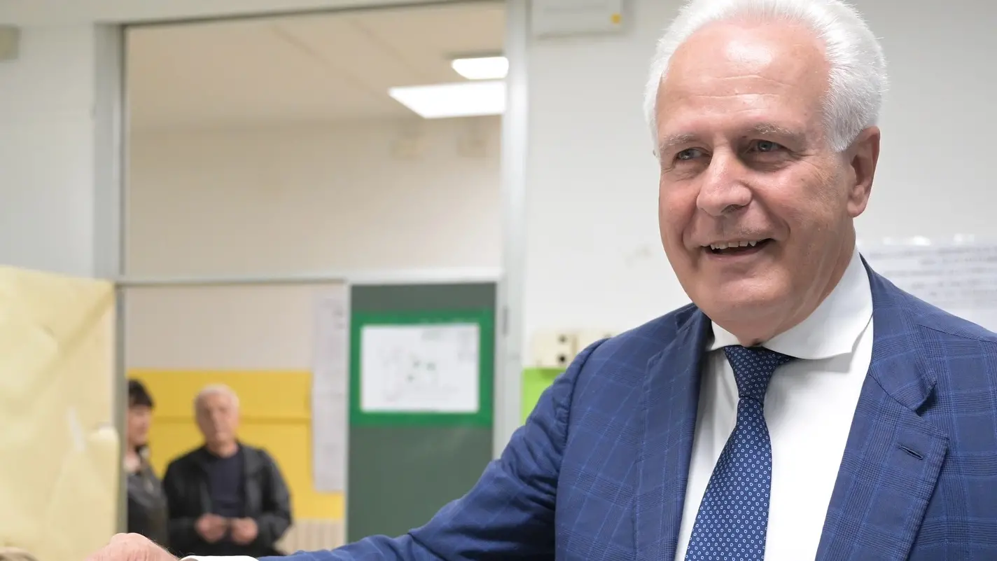 Giani riconfermato alla guida della Toscana: vittoria netta del centrosinistra
