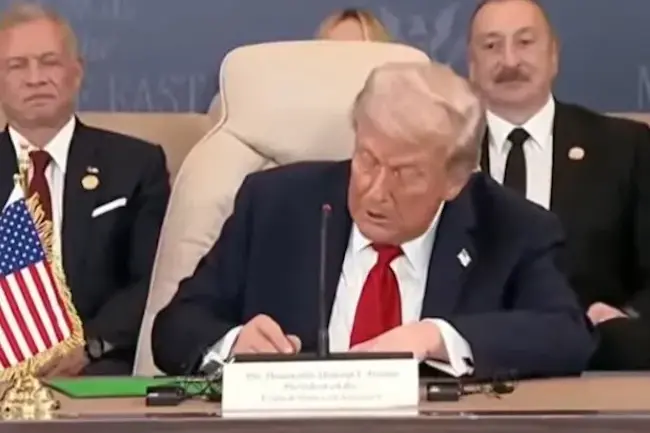 Pace a Gaza, firmati gli accordi a Sharm. Trump: \"Tremila anni per arrivare fino qui\"