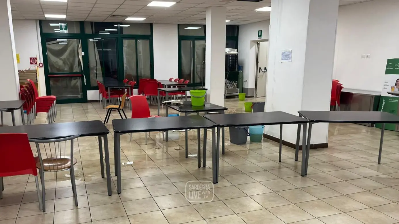 Maltempo in Sardegna: a Cagliari allagata la mensa di via Trentino, disagi in tutta l’Isola