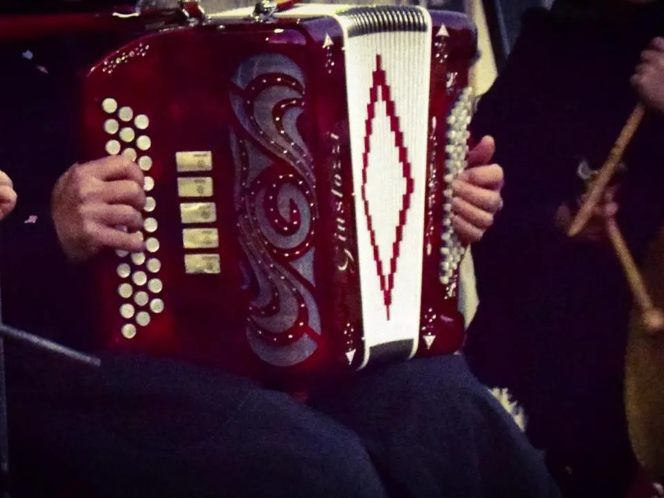 Aidomaggiore celebra la musica sarda con \"Àidumajore in festa\"
