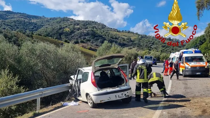 Grave incidente sulla ex 125 a Lanusei: 3 gravi, donna trasferita in elisoccorso al Brotzu