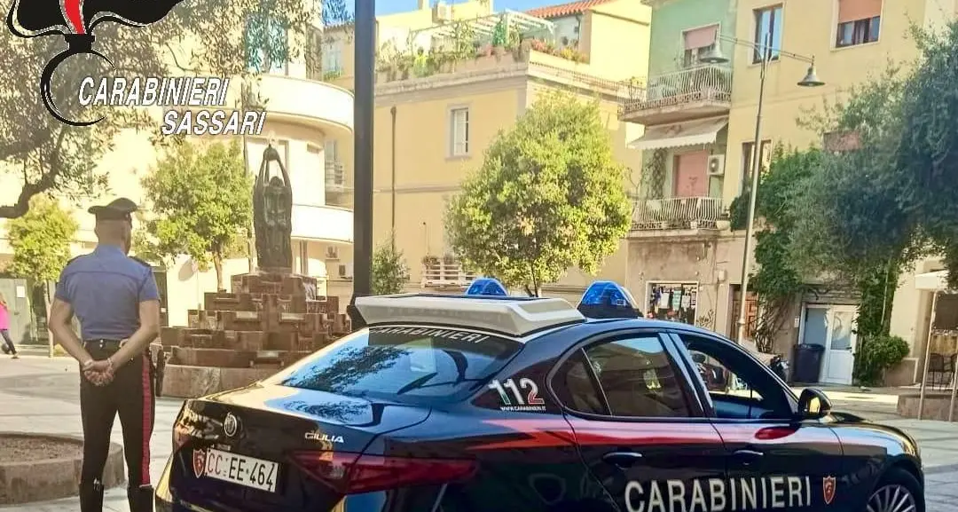 Alcolici ai minorenni: multato il titolare di un bar del centro di Olbia