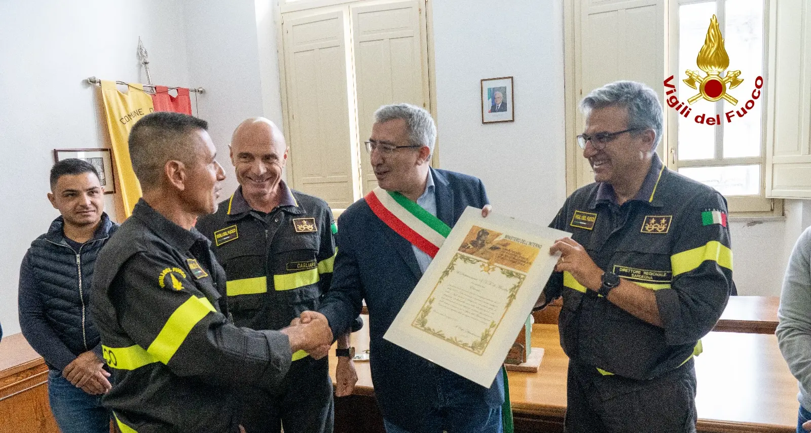 Collaborazione vincente a Mandas: Vigili del Fuoco elogiati per l'intervento durante il maltempo