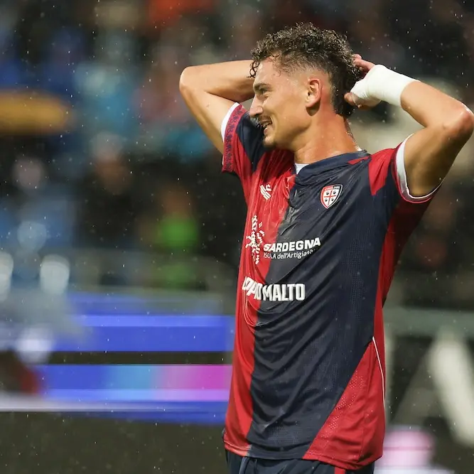 Cagliari-Sassuolo 1-2, terza sconfitta casalinga di seguito