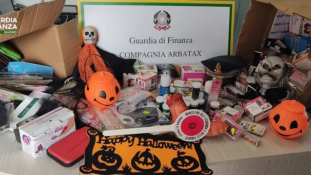 Halloween, sequestrati oltre 3.000 articoli non a norma in Ogliastra: pesanti sanzioni