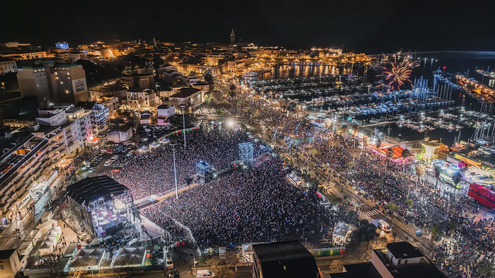 30° Cap d'Any ad Alghero, arrivano le notti magiche: il clou nel Piazzale della Pace