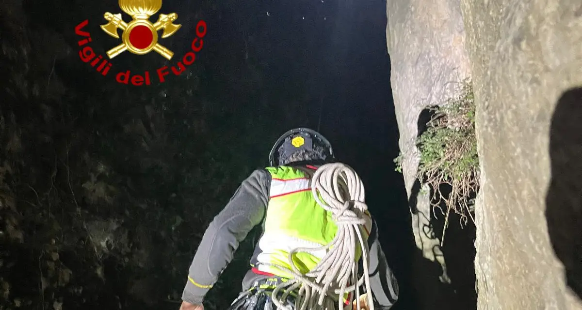 Escursionisti bloccati vicino a Seui: intervento spettacolare dei Vigili del Fuoco