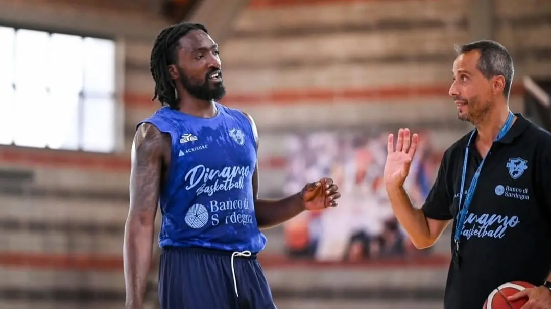 Notte fonda Dinamo: solo sconfitte e riflessioni su coach Bulleri