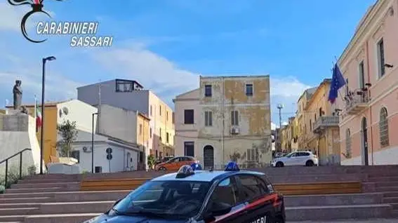 Sorpreso in giro dai Carabinieri mentre è ai domiciliari: arrestato a Sorso