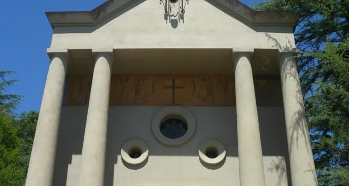 Riapre la cappella dell'ospedale Zonchello a Nuoro: una messa per celebrare la ristrutturazione