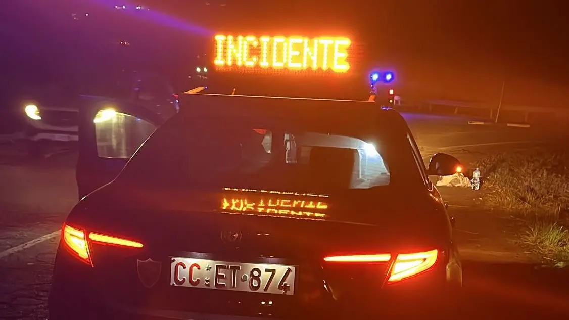 Schianto sulla rotatoria di Villa San Pietro, perde la vita 46enne