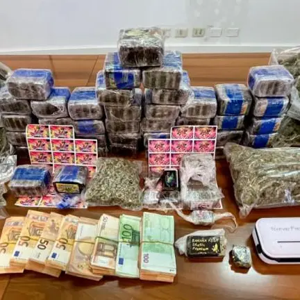 Maxi sequestro di droga nell’hinterland cagliaritano: 27 chili di stupefacente in un deposito