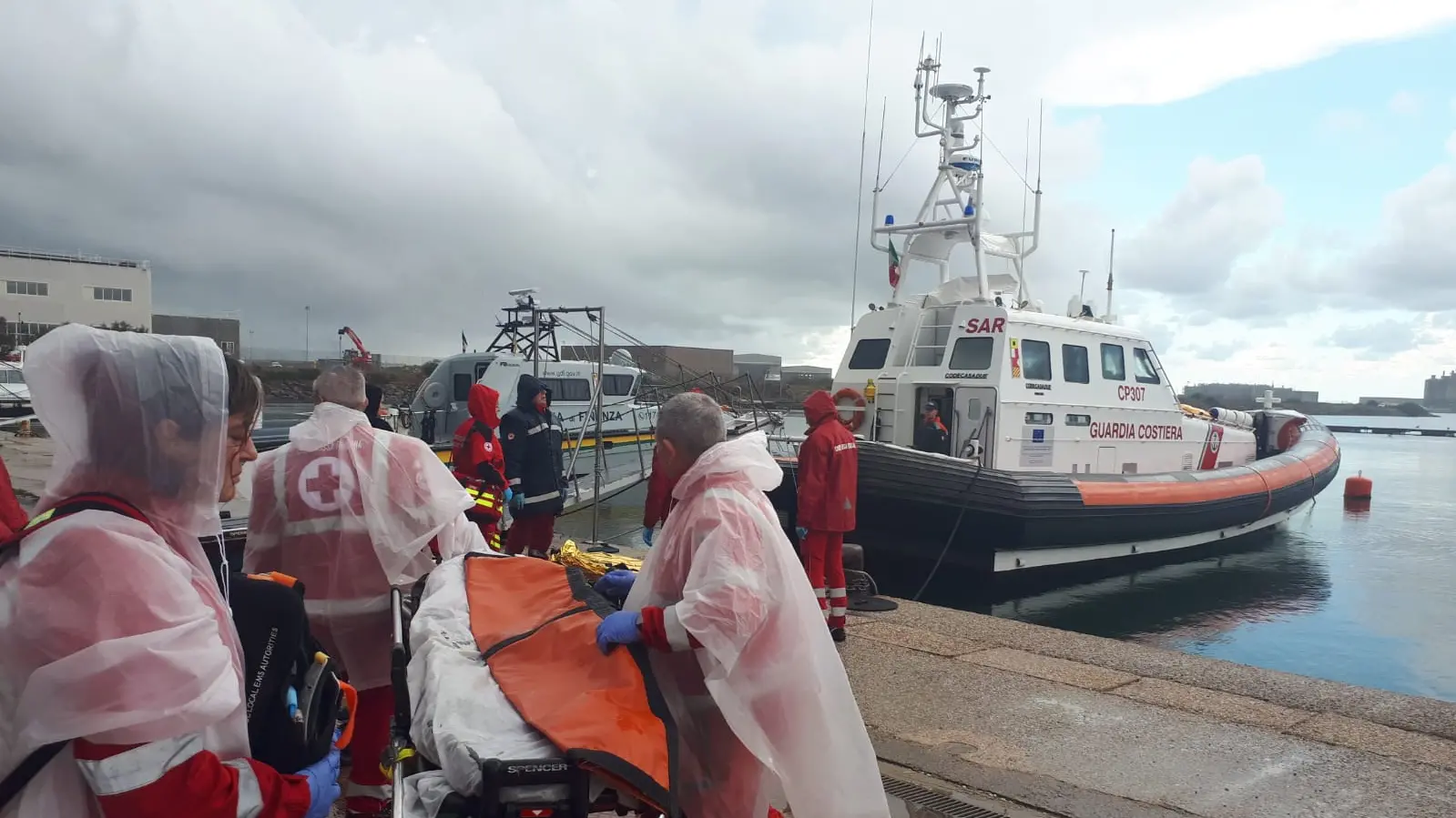 Simulazione di emergenza navale: testate le capacità di risposta nel golfo di Oristano