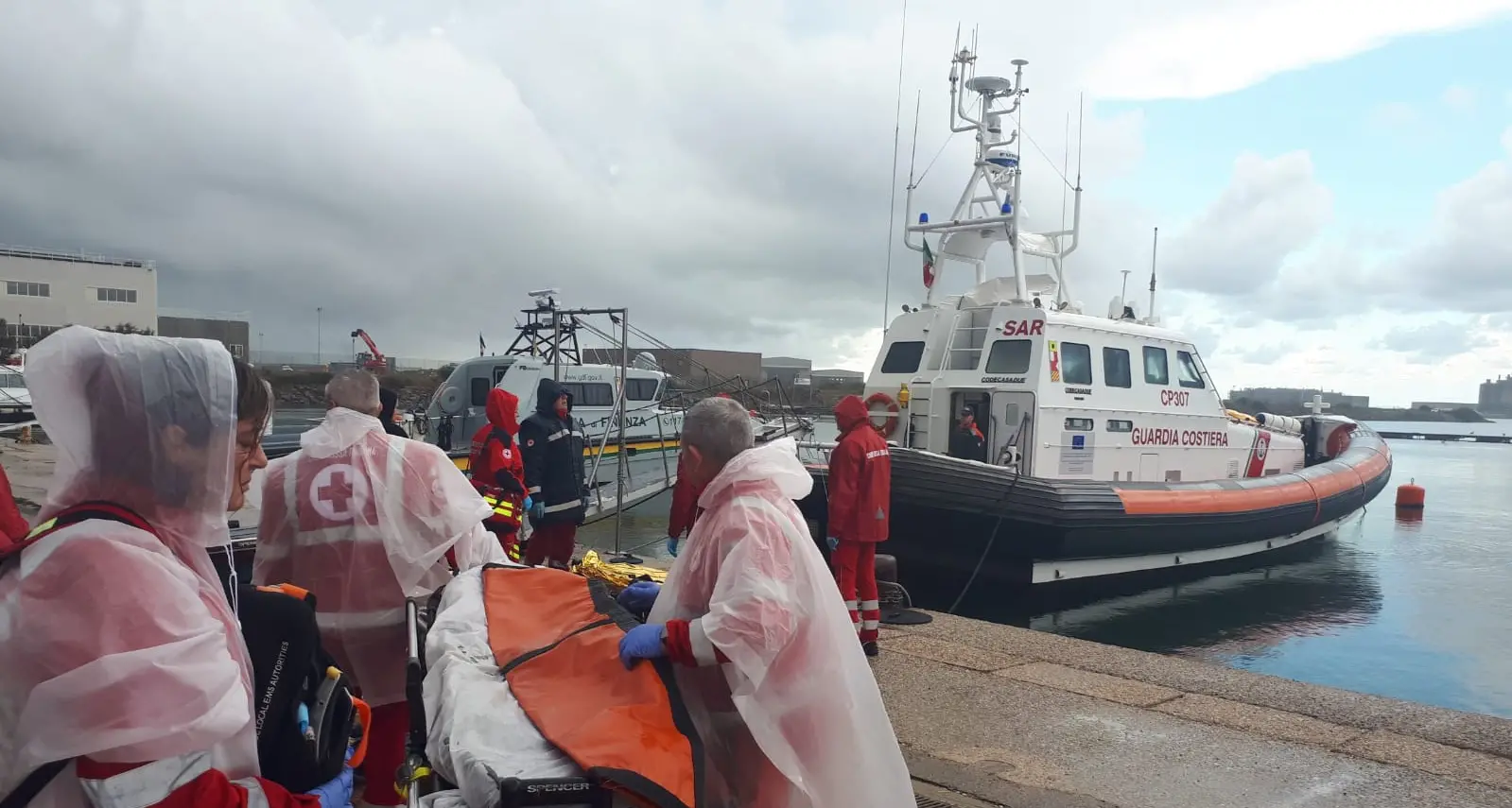 Simulazione di emergenza navale: testate le capacità di risposta nel golfo di Oristano