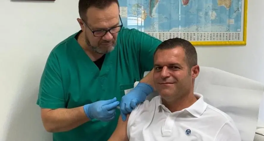 Dopo Sassari è il turno di Alghero: i sindaci testimonialdella campagna vaccinale